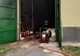 Incendiu la o hală plină cu paleți, la Sibiu